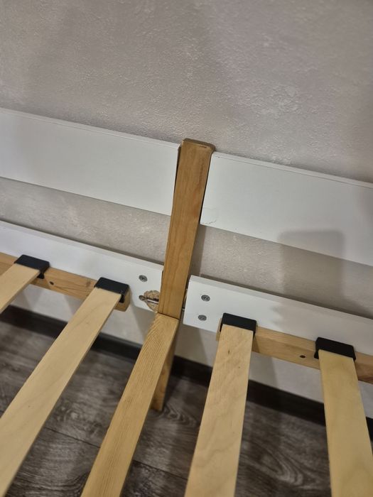 Продам кровать с матрасом