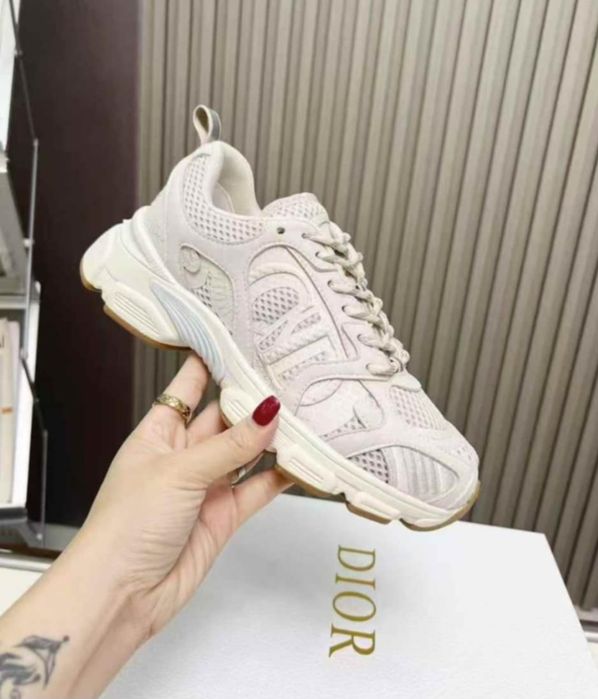 маратонки Dior* естествена кожа-налични