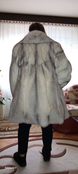 Haina blana vulpe argintie ELEGANCE CREATION