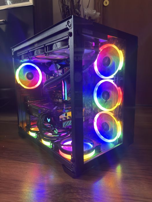 Геймърски компютър/ I7 13700K/Водно/32GB/RTX 3090 24GB/2TB SSD