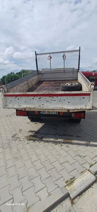 Vand iveco daily anul 2001 motor 2.8 130cai