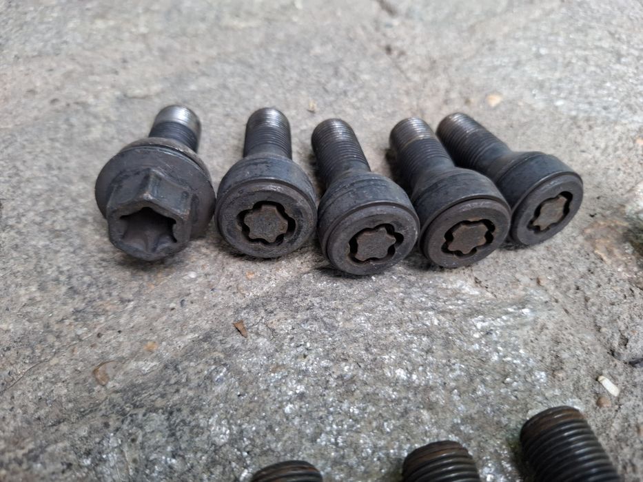 Болтове за джанти BMW X5,X6 G05 G06