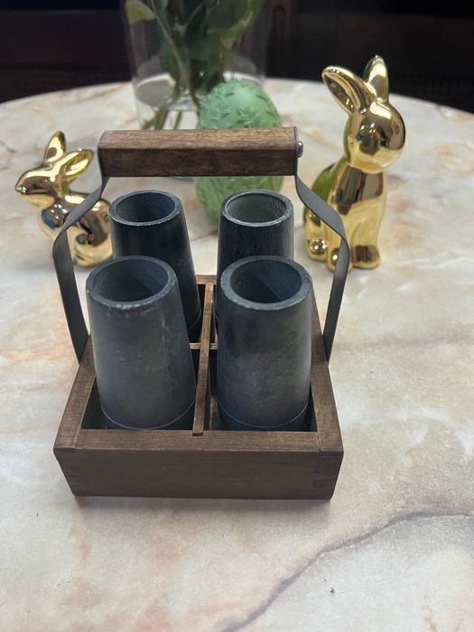 Комплект чаши за шотове от камъни