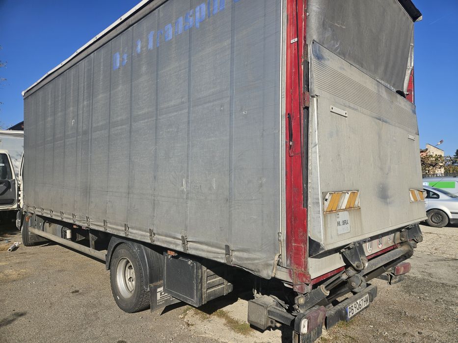 Бордови камион DAF