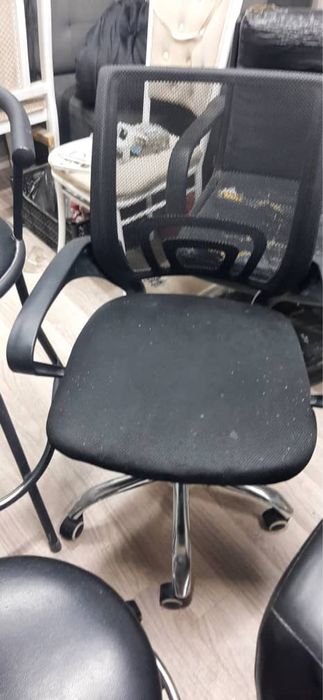 Парикмахерская кресло и Адмисратор стол