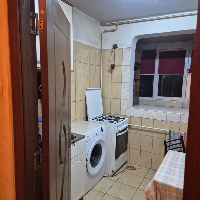 PROPRIETAR -3 camere decomandate, orientare sudică, 2–3 m de metrou Nicolae Grigorescu