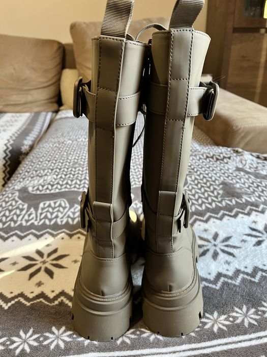 Кубинки-ботуши ZARA