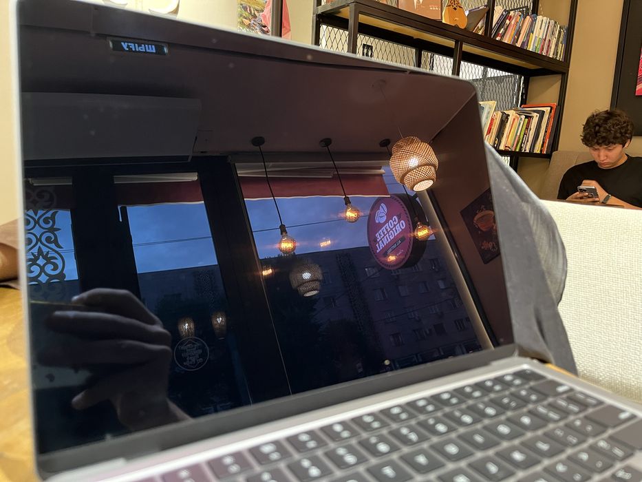 MacBook Air M2 8GB
