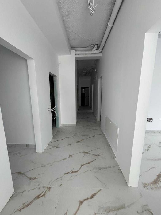 Spatiu comercial 202 mp – ideal medical/office, sos. Valea Rediuluiu