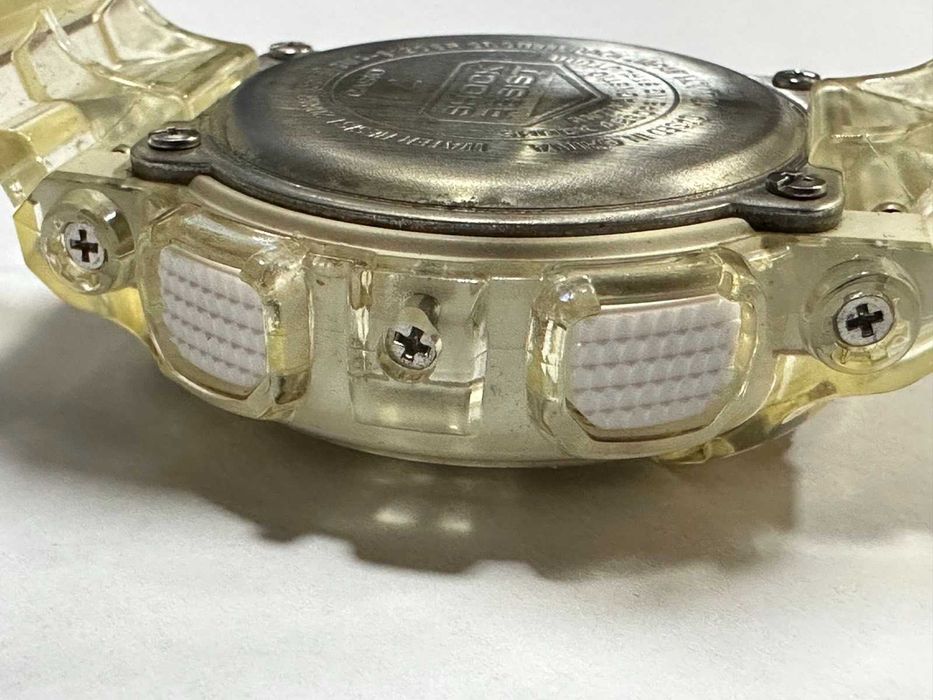 Дамски часовник Casio G-Shock GMA-S120