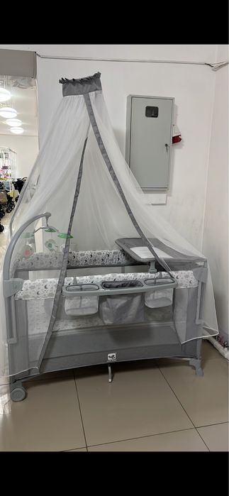 Кровать-манеж детсикий