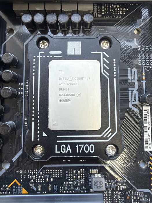 i7-13700KF/ Asus B660/ DDR4 32gb 3600MHz