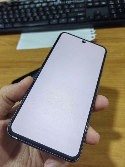 Продам Pixel 8 с дефектом без IMEI