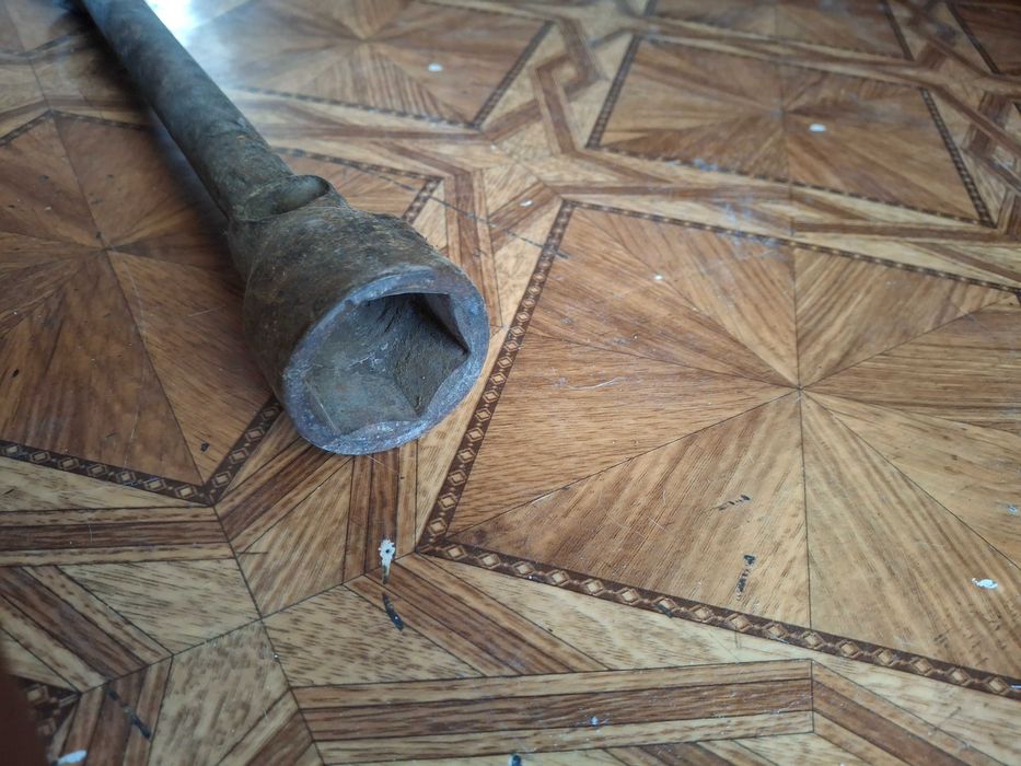 Балонный ключ на