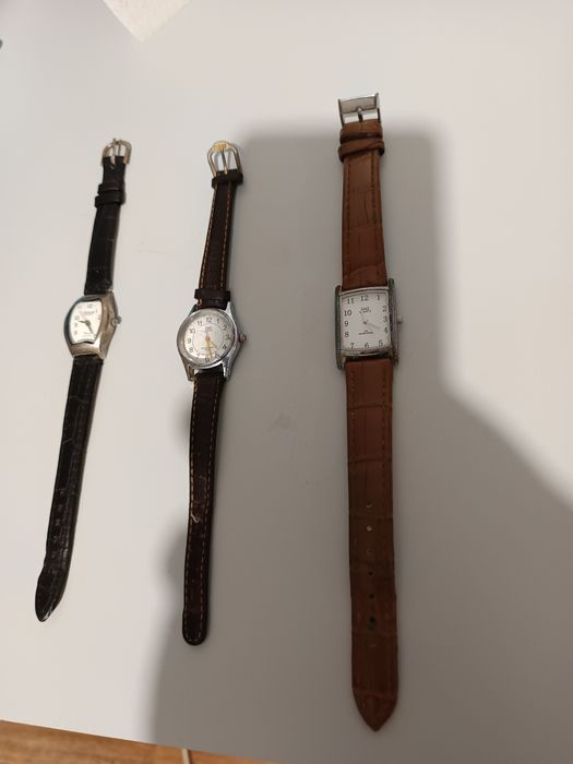 Продам часы женские