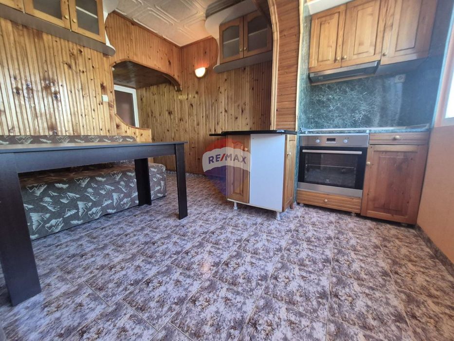 Дава се под наем Двустаен апартамент в Варна, Кайсиева градина - 60 кв.м за 357 € - Снимка #1