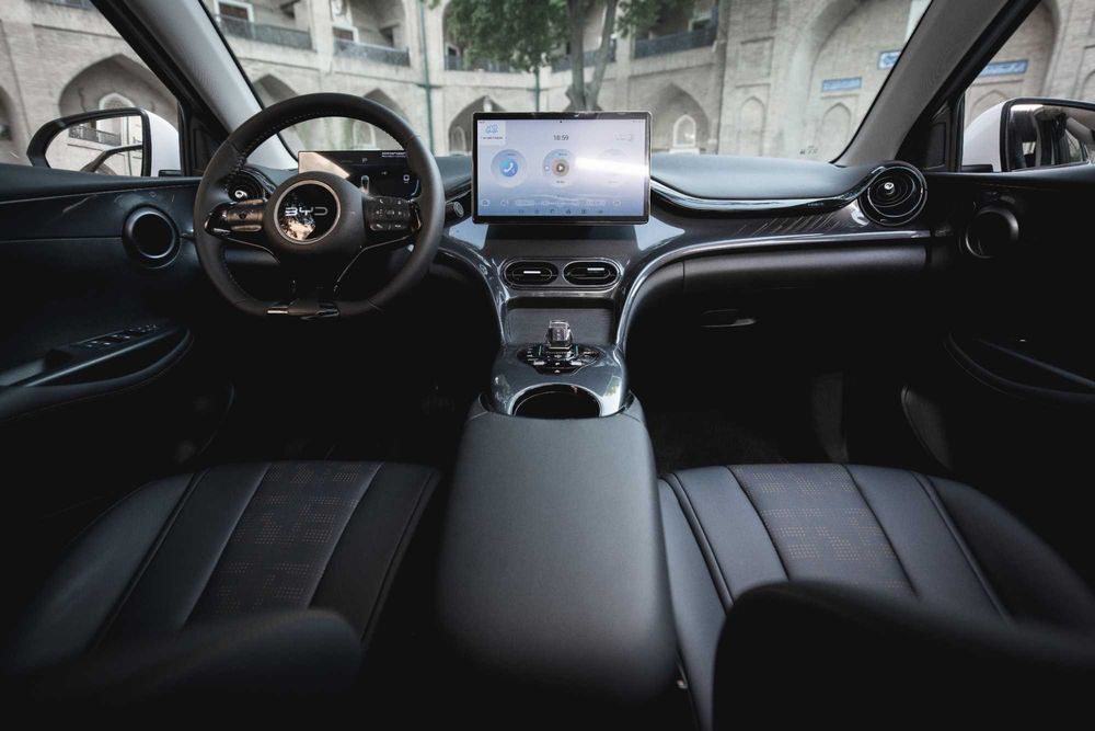 BYD E2 405km LUXE. Официальный дилер BYD.