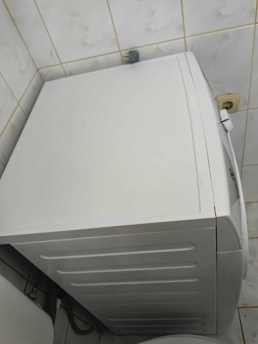masina de spalat rufe ELECTROLUX cu uscator, in garantie, Clasa energetică A