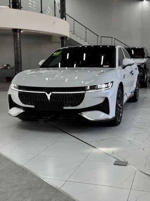 Voyah Chasing Light AWD 730km pod zakaz