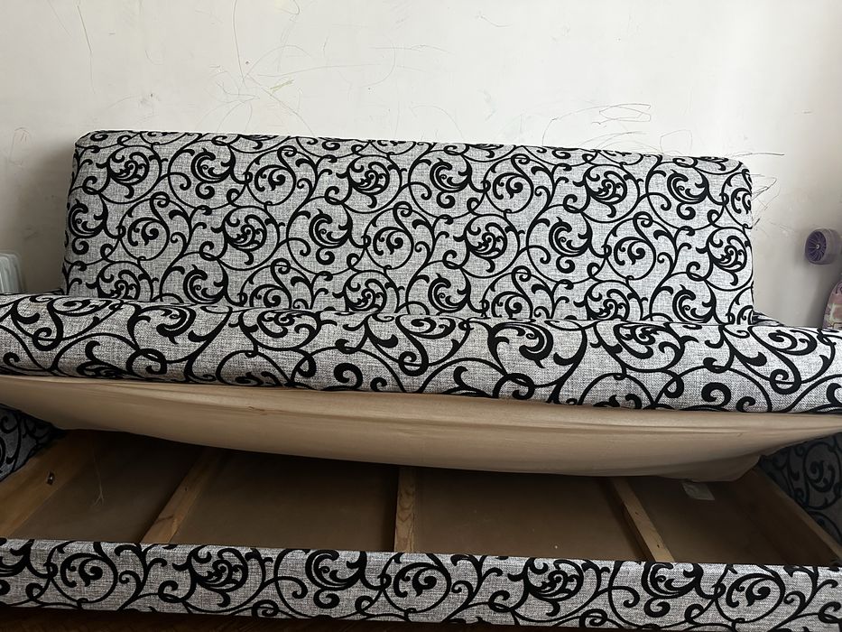 Классный диван 2/2 размер