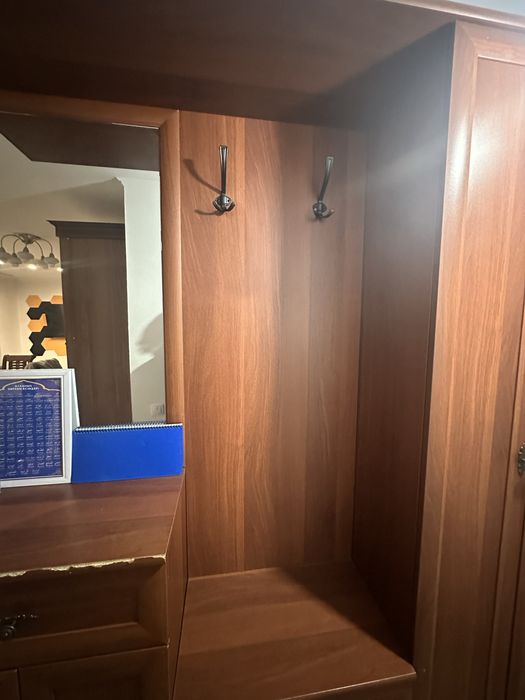 Продается прихожая