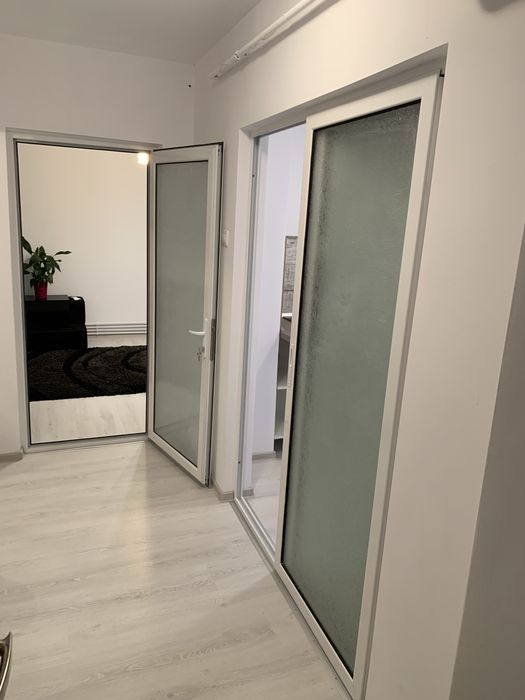 Inchiriez apartament cu o camera  Faleza