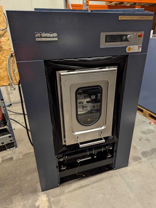 Професионална Бариерна  Пералня Miele 16/20 кг Ново!