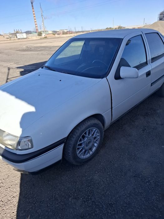 Продаётся опель вектра 1989г