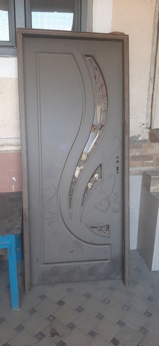 Продаётся МДФ дверь, 300000 сум
