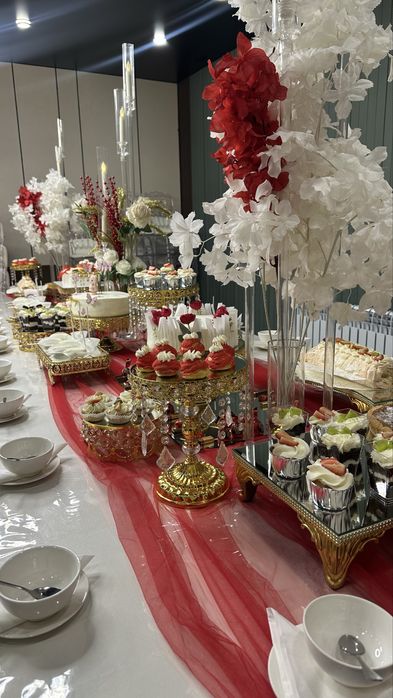 Чайныйе столы под ключ, выпечки