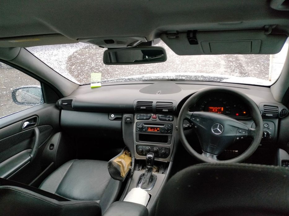 Dezmembrari  Mercedes-Benz C-CLASS (W203)  2000  > 2007 C 270 CDI (20