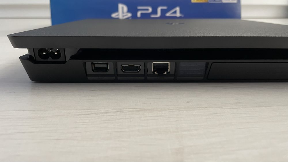 Sony PlayStation 4 500GB Cont Activ Constanta OLX.ro