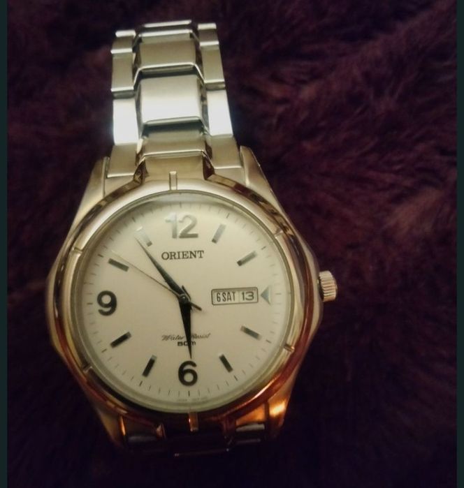 Часовник ORIENT quartz