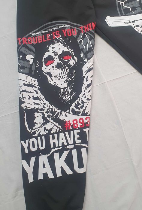 Долница, долнище, Yakuza