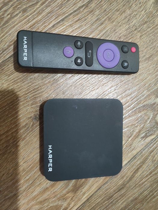 Смарт ТВ приставка Harper ABX 210