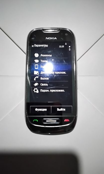 Продаю Nokia C7 рабочий
