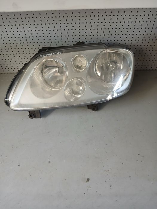 Ляв фар Vw Tuaran