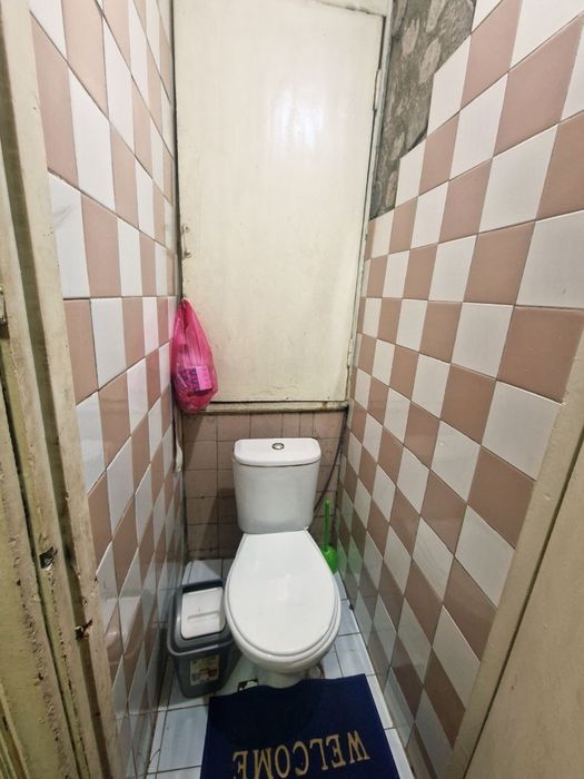 Юнусабад 8 квартал. Продается квартира 1/1/4