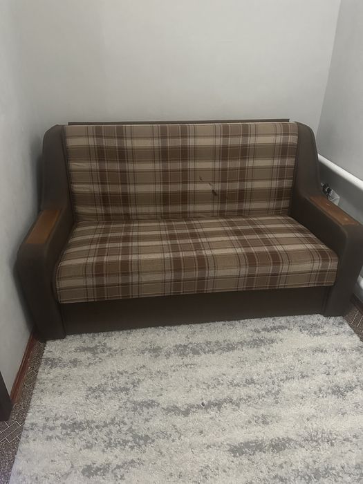 Продам диван не дорого
