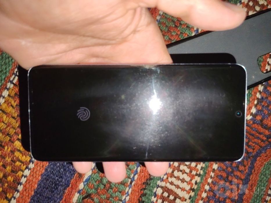 Samsung S20 kafolati bilan