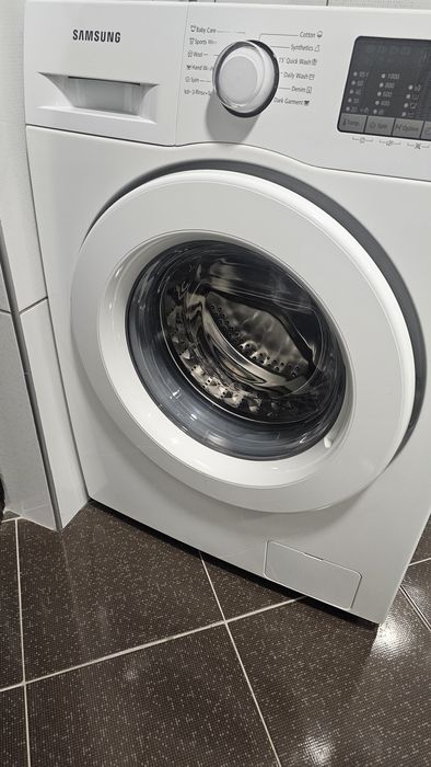 Дава се под наем Двустаен апартамент в Пловдив, Център - 75 кв.м за 498.27 € - Снимка #10