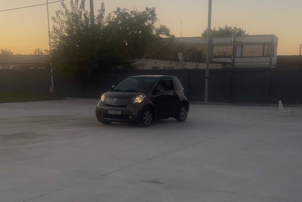 Toyota IQ Colection