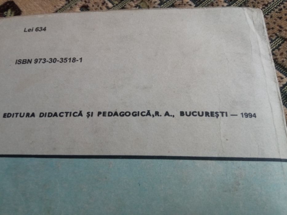 Vând Manual vechi de Geografie din 1994. Raritate