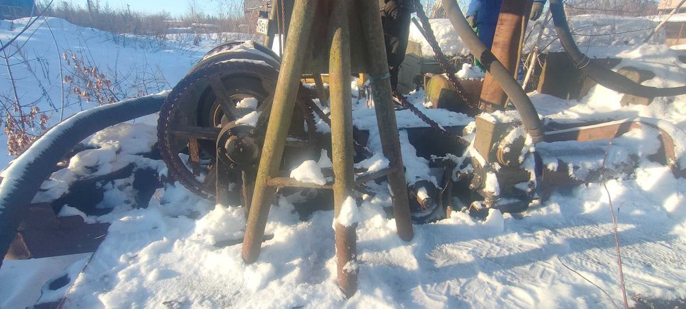 буровая УРБ 2,5 без шасси