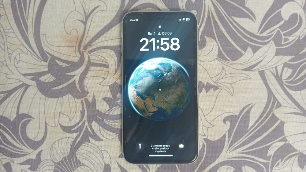 Айфон 11 продам в хорошем состоянии