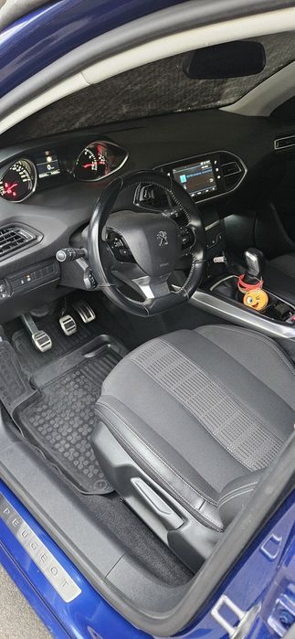 Vand Peugeot 308/an 2018/km: 53.000/ unic proprietar.