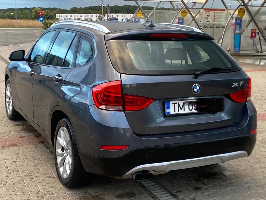 BMW X1 2013 — imagine 2