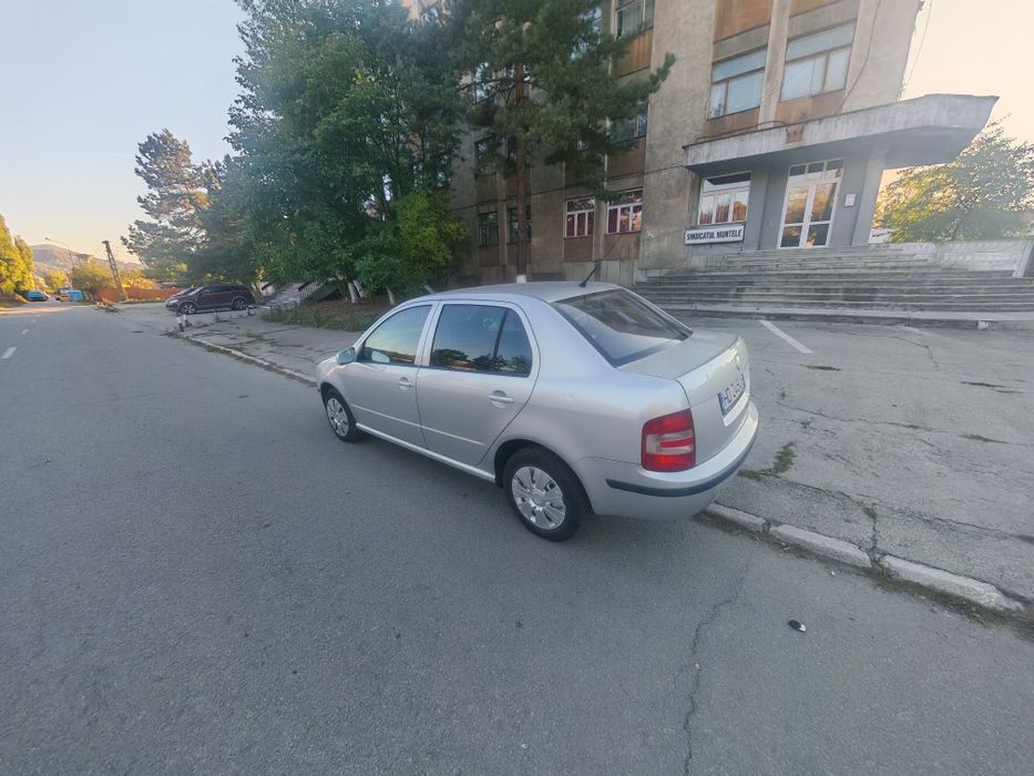 Vând Skoda Fabia