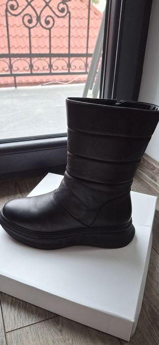 Cizme piele naturala 39 imblanite romanesti