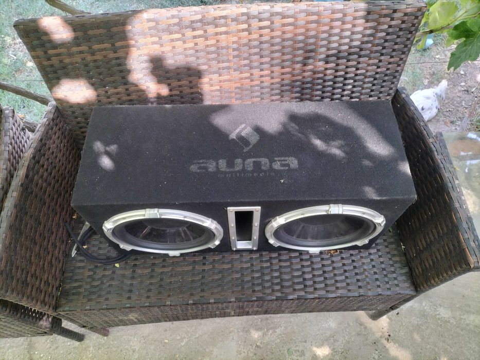 Vând subwofer auto